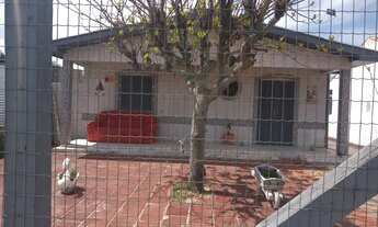 Imagem: Casa com 3 Dormitorio(s) localizado(a) no