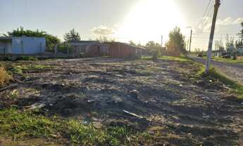 Imagem 3: Terreno de esquina com 375m²