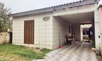 Imagem 2: 2 casas de alvenaria com 2 dormitórios cada