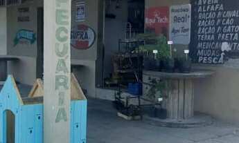 Imagem: Prédio comercial com moradia