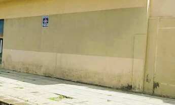 Imagem 3: Prédio comercial com moradia