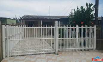 Imagem: Casa com 2 dormitórios geminada próximo