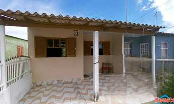 Imagem 2: Casa com 2 dormitórios geminada próximo ao mar e comércios