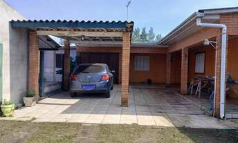 Imagem 3: Casa de alvenaria com 2 dormitórios e 2 banheiros. Não perca essa oportunidade!