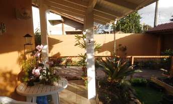 Imagem 4: Casa com suíte Casa com 3 dormitórios