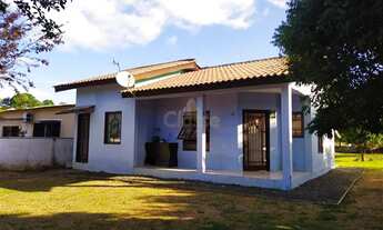 Imagem: Casa com 3 Dormitorio(s) localizado(a) no