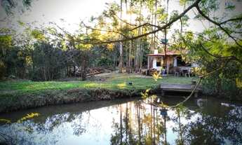 Imagem: Chácara / Sítio com 2 Dormitorio(s) localizado(a)