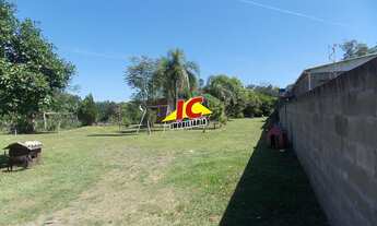 Imagem: Casa com 2 Dormitorio(s) localizado(a) no