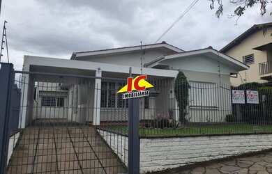 Imagem 2: Casa com 3 Dormitorio(s) localizado(a) no bairro Centro em SAPIRANGA / Rio Grande do Sul