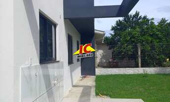 Imagem: Casa com 3 Dormitorio(s) localizado(a) no