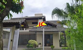 Imagem: Casa com 3 Dormitorio(s) localizado(a) no