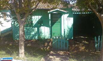 Imagem: Casa com 2 Dormitorio(s) localizado(a) no