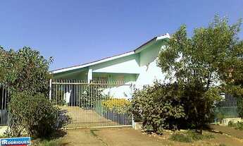 Imagem: Casa com 4 Dormitorio(s) localizado(a) no