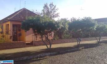 Imagem: Casa com 3 Dormitorio(s) localizado(a) no