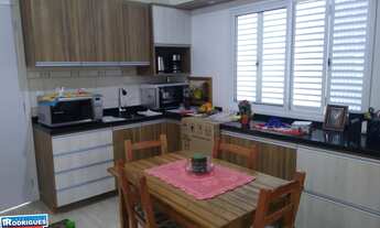 Imagem: Casa com 2 Dormitorio(s) localizado(a) no