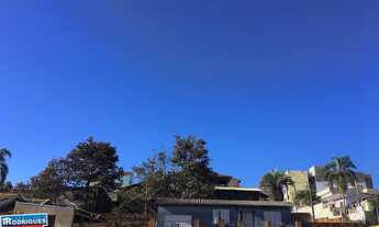 Imagem: Casa com 2 Dormitorio(s) localizado(a) no