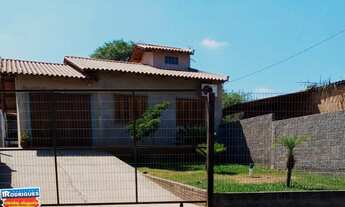 Imagem: Casa com 3 Dormitorio(s) localizado(a) no