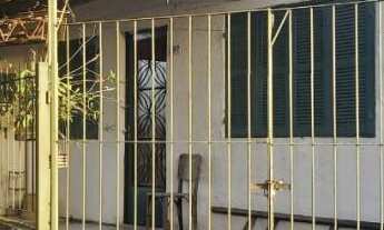 Imagem: Casa com 2 Dormitorio(s) localizado(a) no