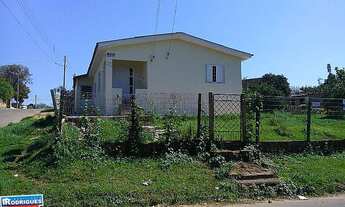 Imagem: Casa com 3 Dormitorio(s) localizado(a) no