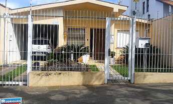 Imagem: Casa com 3 Dormitorio(s) localizado(a) no