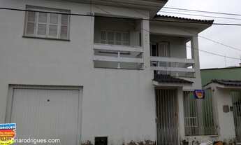 Imagem: Casa com 4 Dormitorio(s) localizado(a) no