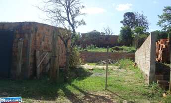 Imagem: Terreno com 2 Dormitorio(s) localizado(a)