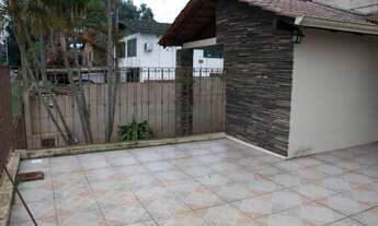 Imagem: Casa / Sobrado com 2 Dormitorio(s) localizado(a)