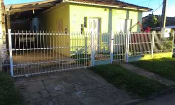 Imagem: Casa com 2 Dormitorio(s) localizado(a) no