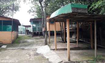 Imagem: Casa com 3 Dormitorio(s) localizado(a) no