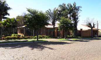 Imagem: CASA, 4 dormitórios, 1 suítes, 3 banheiro