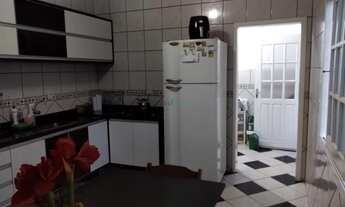 Imagem 7: Casa, 2 dormitórios, 1 suítes, 2 banheiro, 2 vagas na garagem, 171M² de Área Construída