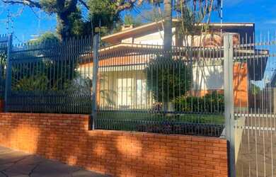 Imagem 3: Sobrado, 3 dormitórios, 1 suítes, 2 banheiro, 1 vaga na garagem, 20M² de Área Construída