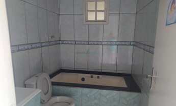 Imagem 2: Casa, 3 dormitórios, 1 banheiros, 2 vagas na garagem, 283M² de Área Construída