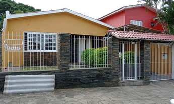 Imagem 2: CASA, 3 dormitórios, 1 banheiros, 20M² de Área Construída