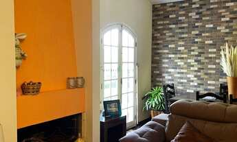 Imagem 2: Casa, 3 dormitórios, 1 suítes, 3 banheiro, 147M² de Área Construída