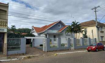 Imagem: Casa, 4 dormitórios, 1 suítes, 3 banheiro