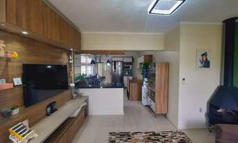 Imagem 3: CASA, 2 dormitórios, 2 banheiro, 2 vagas na garagem, 20M² de Área Construída