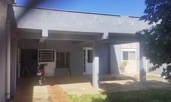 Imagem 1: Casa, 3 dormitórios, 1 banheiros, 160M² de Área Construída