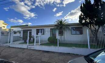 Imagem: Casa, 3 dormitórios, 2 banheiro, 3 vagas