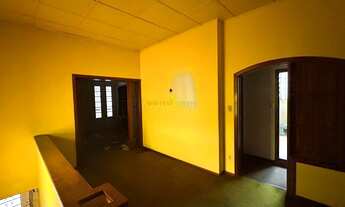 Imagem: Sobrado, 4 dormitórios, 2 banheiro, 539M²