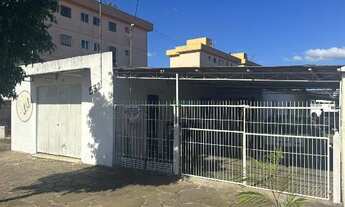 Imagem: Casa, 1372M² de Área Construída