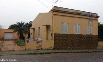 Imagem: Casa com 2 Dormitorio(s) localizado(a) no