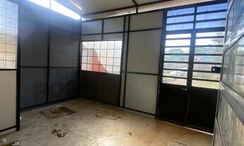 Imagem 4: Pavilhão, 2 banheiro, 20M² de Área Total