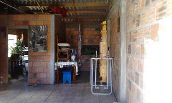 Imagem: Casa Residencial com 3 Dormitorio(s) localizado(a)