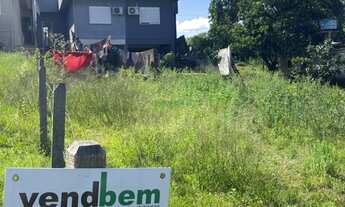 Imagem: Terreno com 2 Dormitorio(s) localizado(a)