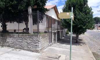 Imagem 6: Casa com 4 Quartos de Esquina