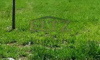 Imagem: Terreno plano com 1.306m² no Lago Azul