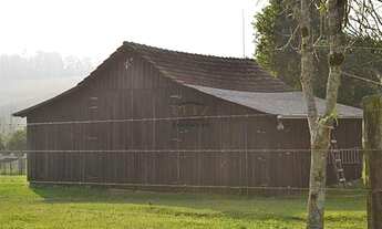 Imagem: Chácara / Sítio com 2 Dormitorio(s) localizado(a)