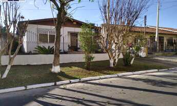 Imagem: Casa com 3 Dormitorio(s) localizado(a) no