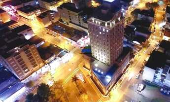 Imagem: Sala Comercial com 3 Dormitorio(s) localizado(a)